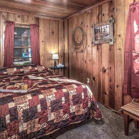 Apache Village 5, Queen Bed, Midtown, Sleeps 2 Ruidoso Dış mekan fotoğraf