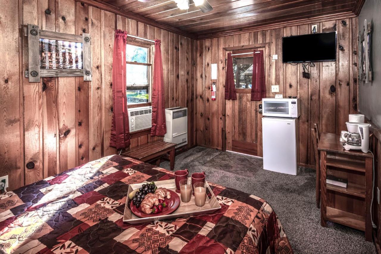 Apache Village 5, Queen Bed, Midtown, Sleeps 2 Ruidoso Dış mekan fotoğraf