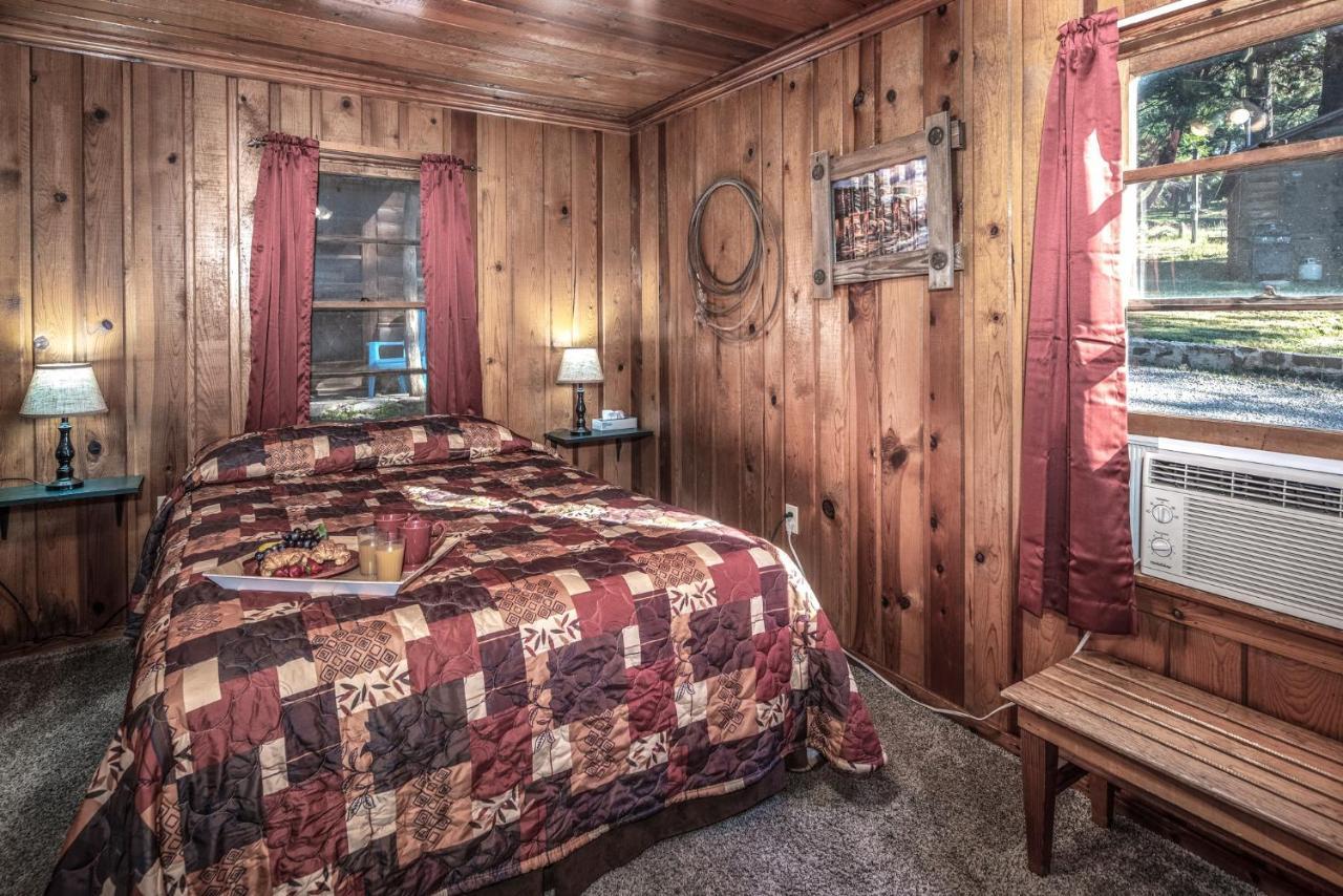 Apache Village 5, Queen Bed, Midtown, Sleeps 2 Ruidoso Dış mekan fotoğraf